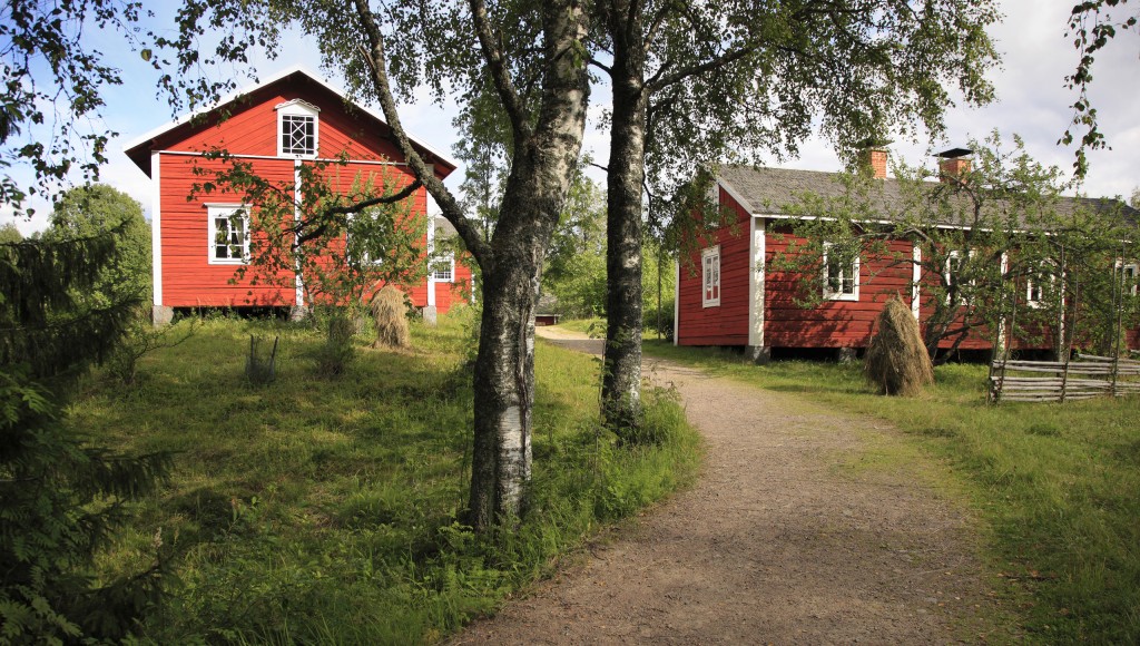 Header_countryside_red_house_cottage-1024x580.jpg